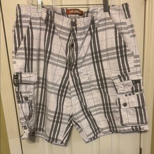 Men's Gray Plaid Cargo Shorts